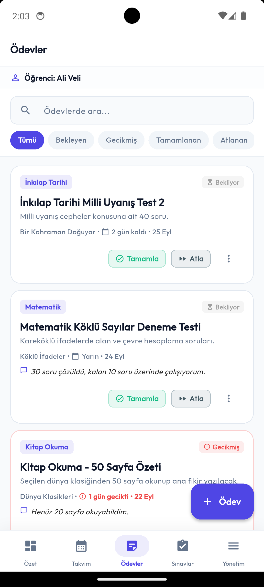 Tebeşir mobil uygulamasında öğrencinin aktif ve gecikmiş ödevleri